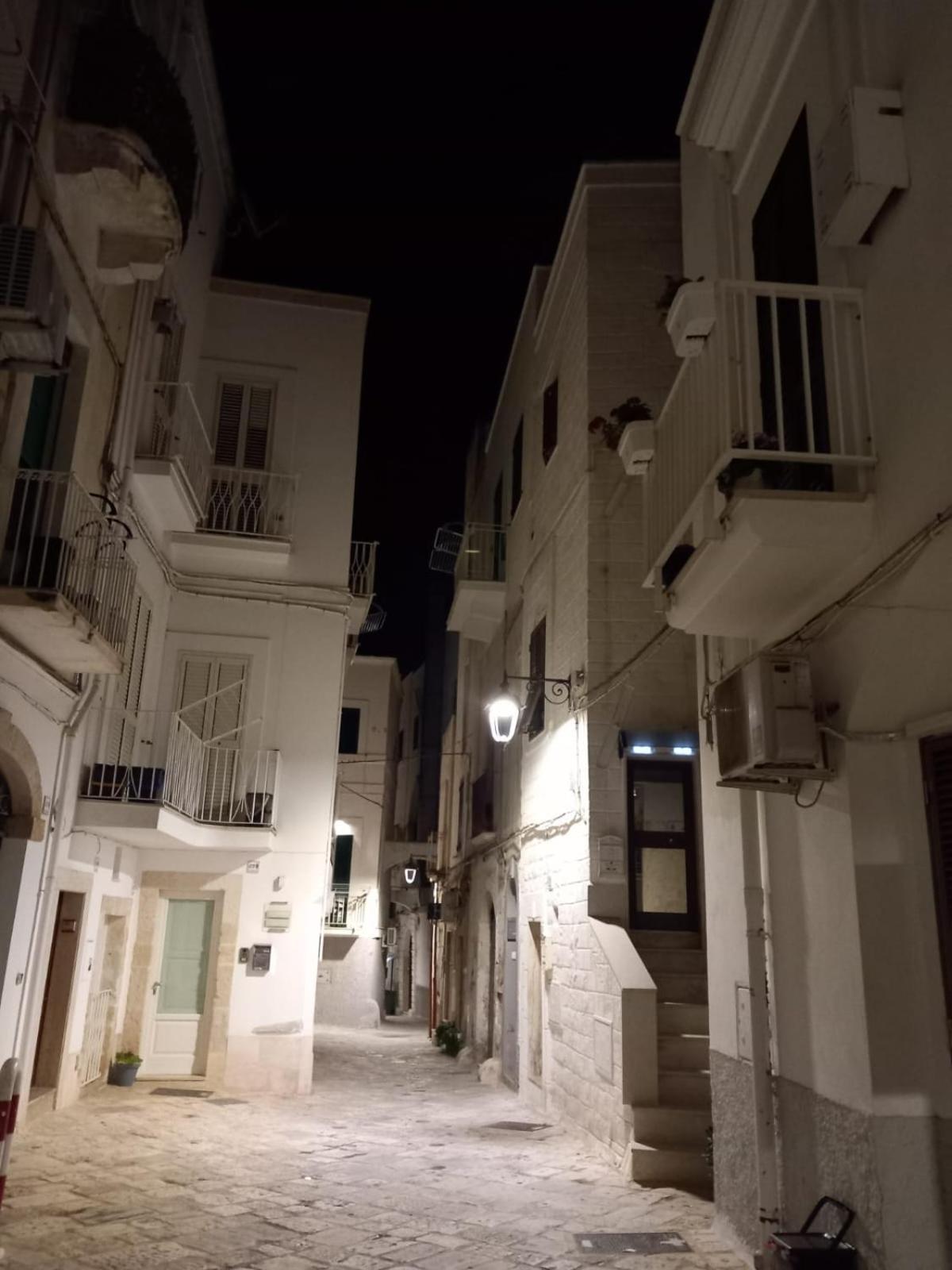Casa Adina Lägenhet Monopoli Exteriör bild
